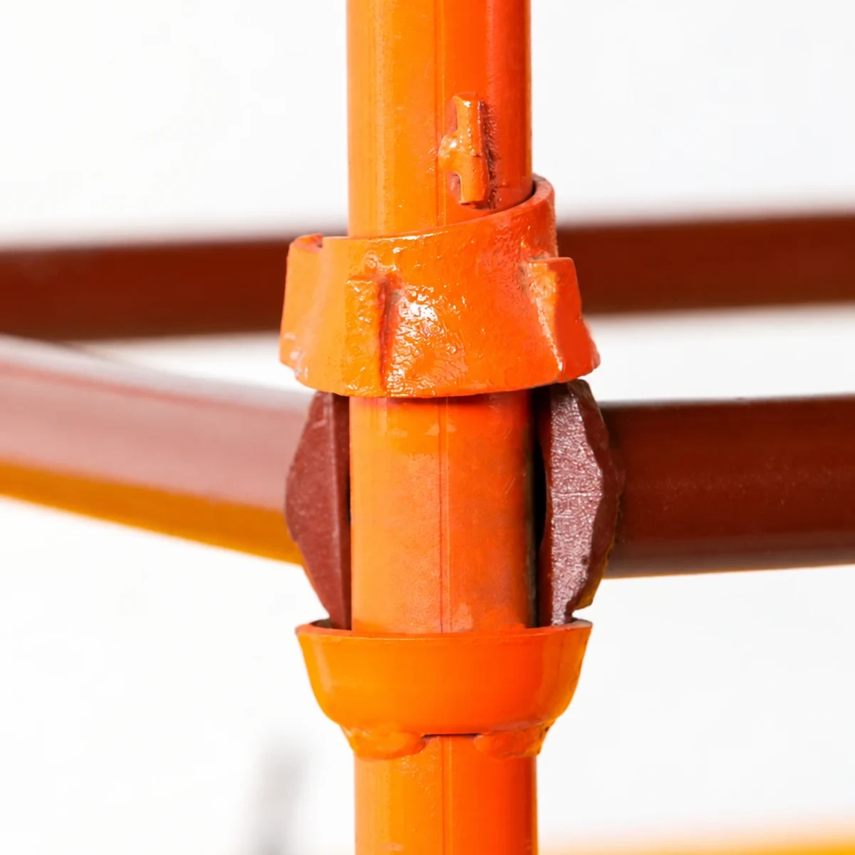 Cup-node multidirectional scaffolding