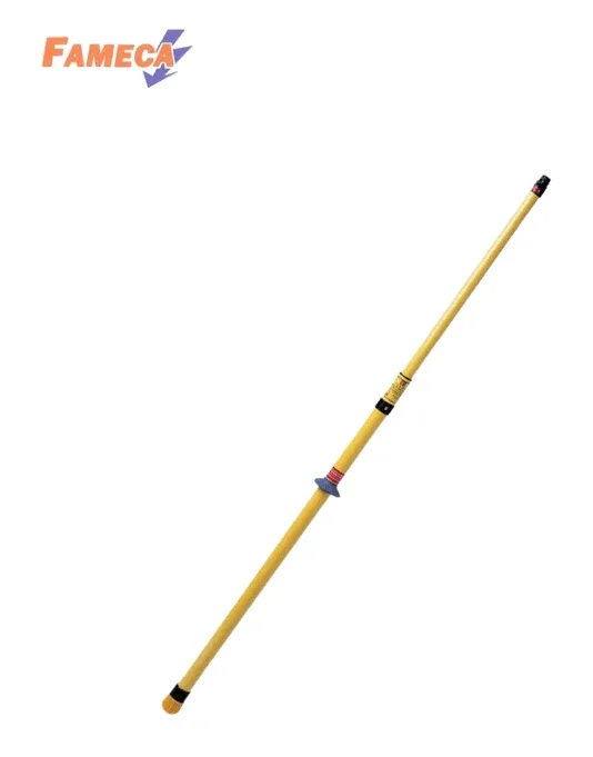 36 kV operating pole — FAMECA
