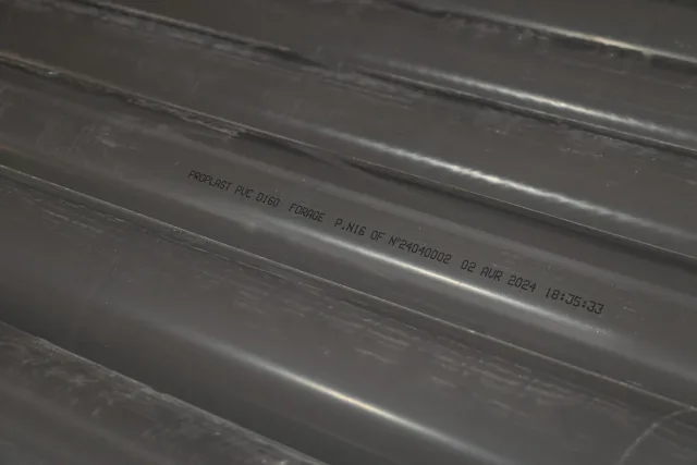 Tube PVC de forage — tubage plein ou crépiné