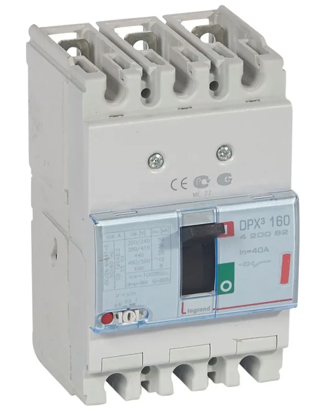 Disjoncteur magnétothermique DPX³160 pouvoir de coupure 36kA 400V~ – 3P – 40A — Legrand — 420082