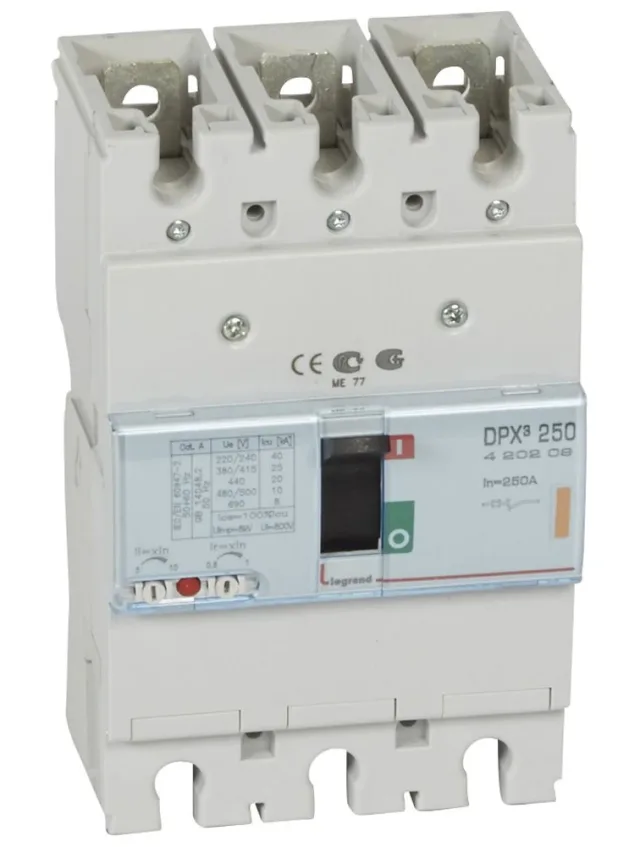 Legrand DPX³ 250 thermal-magnetic moulded-case circuit breaker — 250A, 3 poles, 25kA Icu at 400V, IP30 — 420209