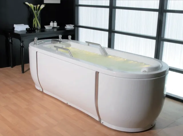 IDEAL SANITAIRE — Avantgarde hydrotherapy bath — 498021