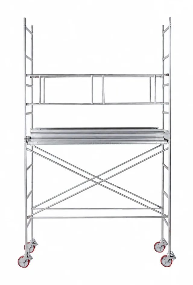 Mobile scaffolding with four-rung frames