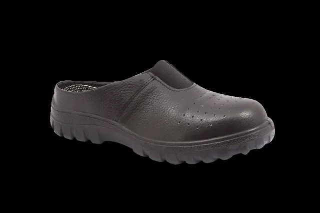 SB72N black safety clogs