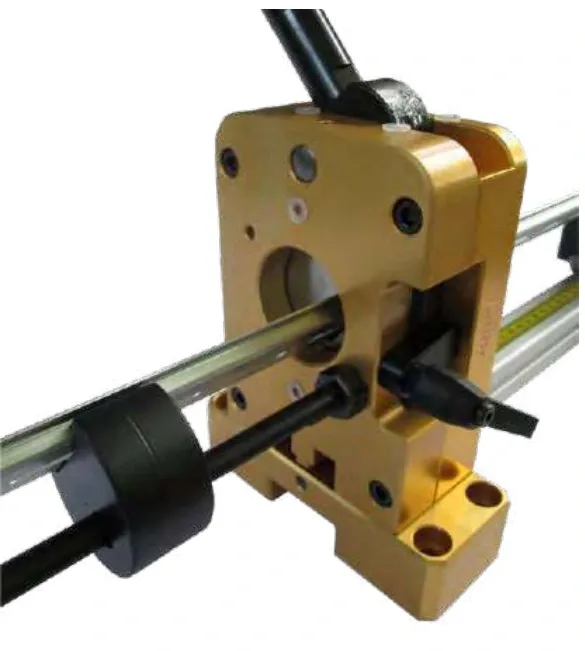 Coupe-rail DIN — avec lame double profil, support de rail oméga et guide 001103-1bc