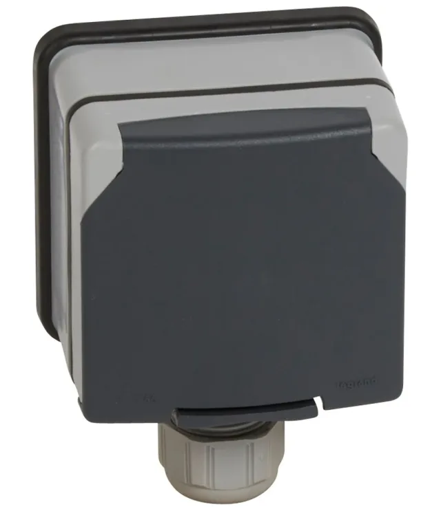 Prise de courant étanche 3P+N+T avec éclips de protection Plexo IP66 complet 20A 400V~ – gris — Legrand — 090457