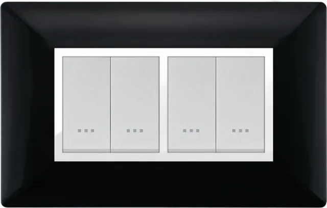 Plaque rectangulaire 4 modules noir à enjoliveur chromé STIEL ALPHA Élégance