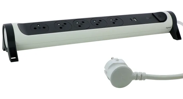 Legrand extension lead — IP20, White — 049421