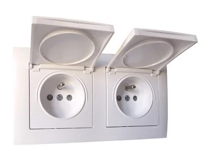 Gamme étanche blac 2+2 modules — SOMEF