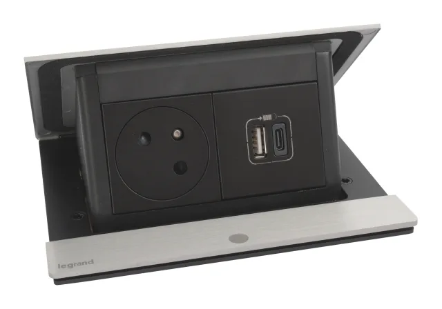 Legrand Incara pop-up power module — 250V, IP20 — 654816