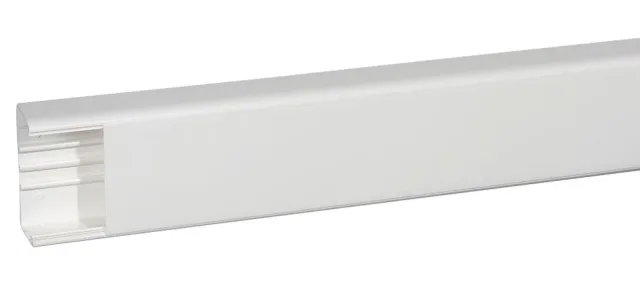 Legrand DLP cable trunking — IP40, White — 010475