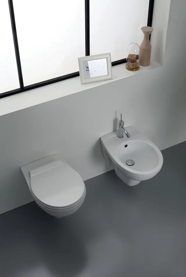 SANIMED Azur wall-hung bidet
