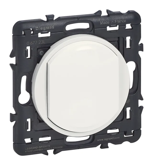 Commande sans fils, sans pile Self-e Céliane with Netatmo pour éclairage et prises - enjoliveur blanc — Legrand