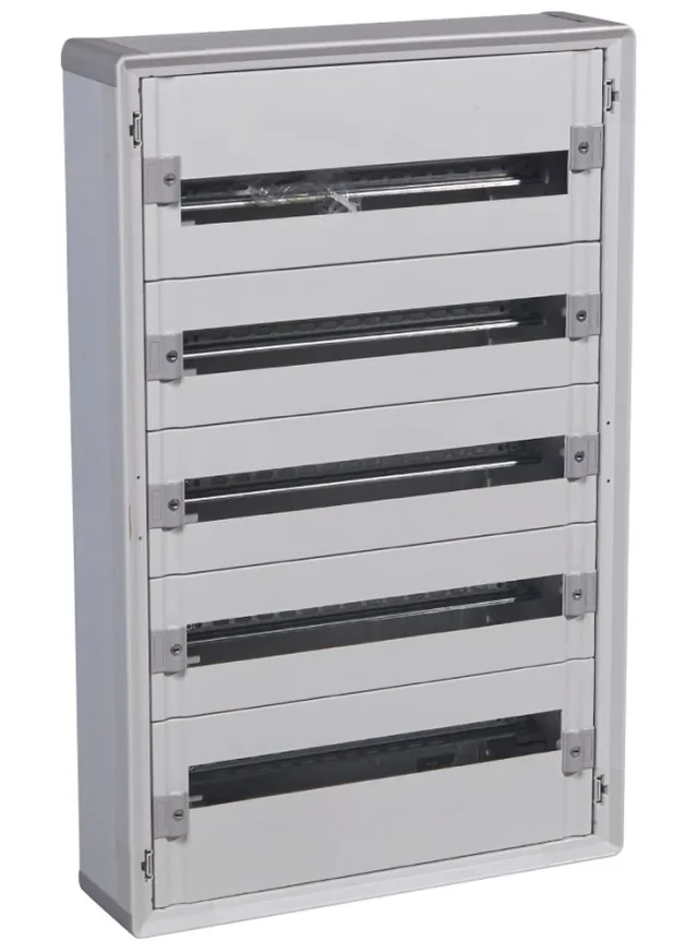 Legrand XL³ 160 enclosure — H 900mm x W 575mm x D 147mm, 5 rows, 24 modules, IP43 — 401805