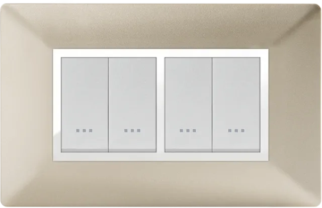 Plaque rectangulaire 4 modules champagne à enjoliveur chromé STIEL ALPHA Élégance