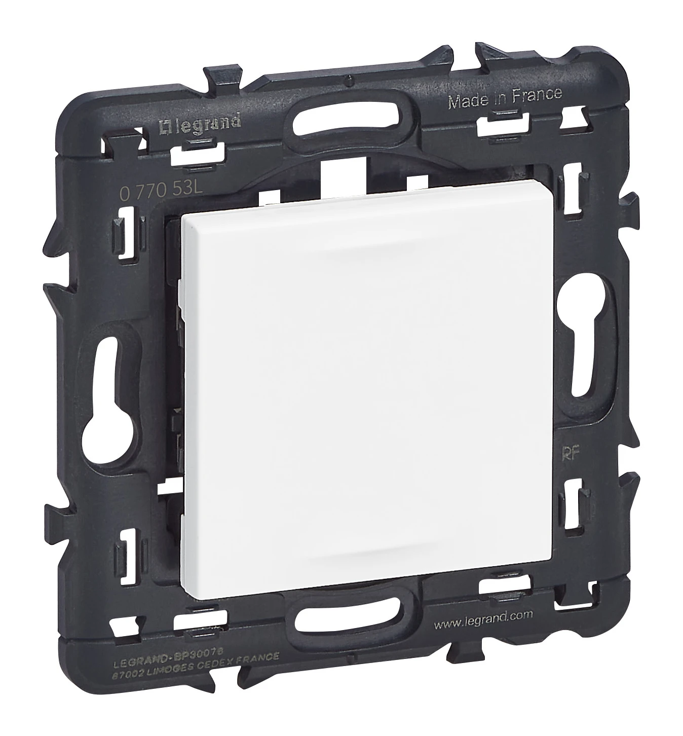 Legrand Mosaic with Netatmo battery-free wireless lighting and socket control — 077053L