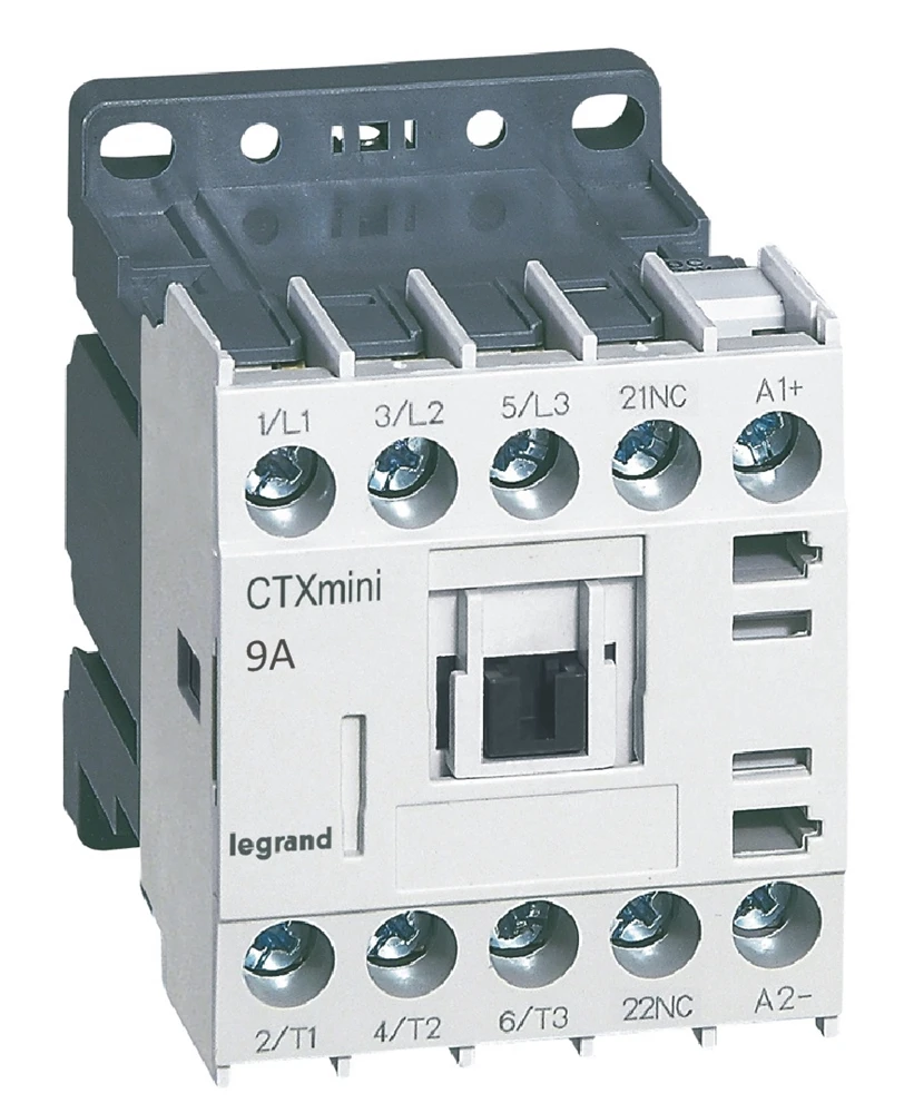 Mini-contacteur de puissance CTX³ 3 pôles 9A avec contact auxiliaire intégré 1NF - tension de commande 24V= — Legrand