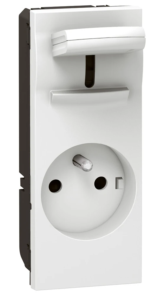 Legrand Mosaic socket outlet — 250V, 5 modules, White — 077131