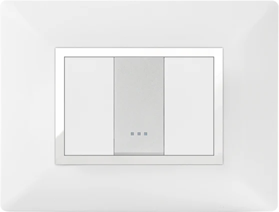 STIEL ALPHA Élégance 1-module rectangular snow white cover plate with chrome trim