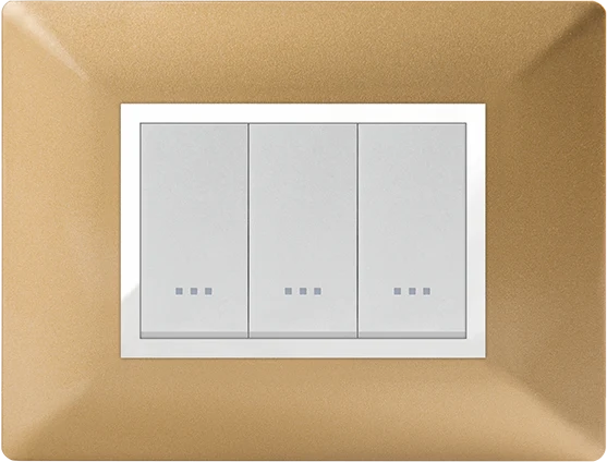 STIEL ALPHA Élégance 3-module rectangular gold cover plate with chrome trim